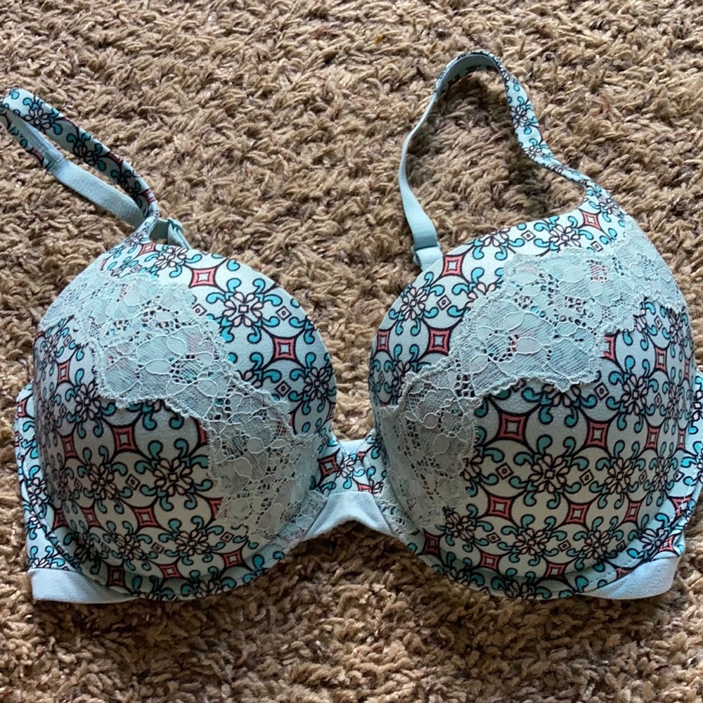 VS bra 34D